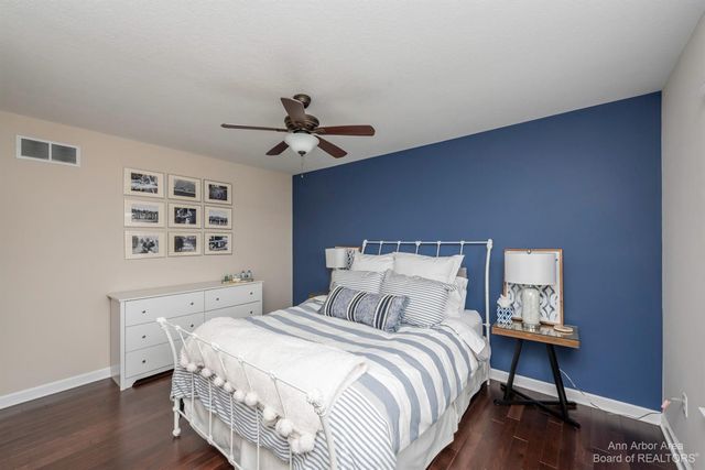 51152 E Bourne Terrace, Novi City, MI 48374