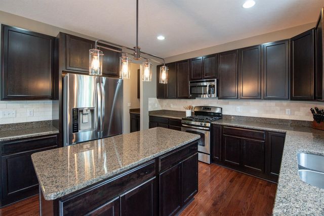 51152 E Bourne Terrace, Novi City, MI 48374