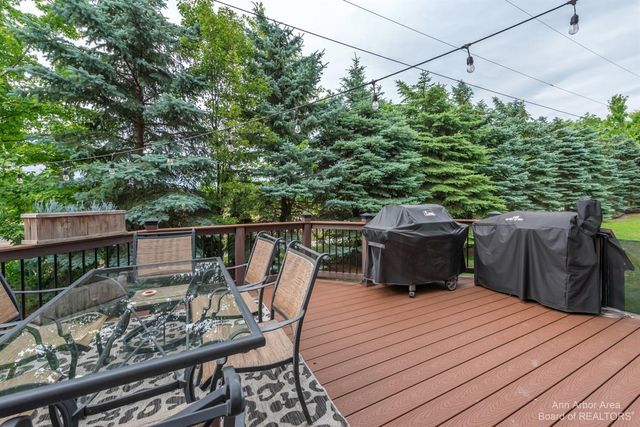 51152 E Bourne Terrace, Novi City, MI 48374