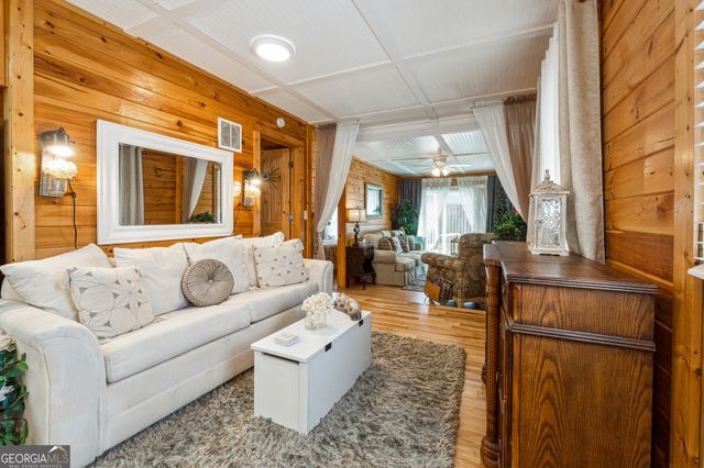 65 Bear Mountain Trail, Cleveland, GA 30528