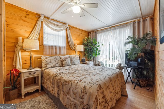 65 Bear Mountain Trail, Cleveland, GA 30528