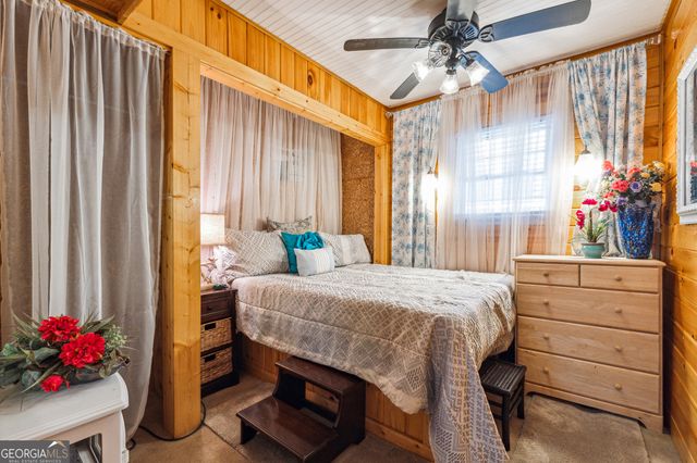 65 Bear Mountain Trail, Cleveland, GA 30528