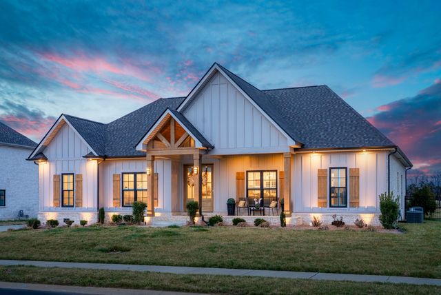 120 Sawyer Ct, Clarksville, TN 37043