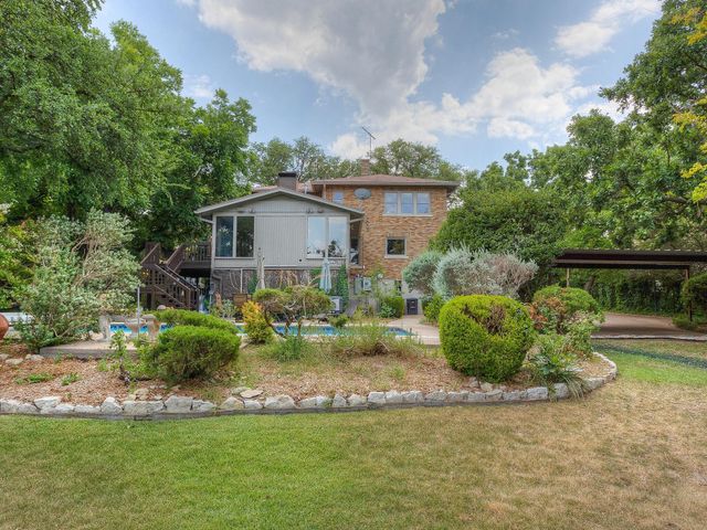 2401 Stadium Drive, Fort Worth, TX 76109