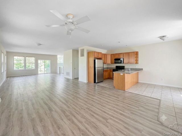 61 N River Drive, Beacon, NY 12508