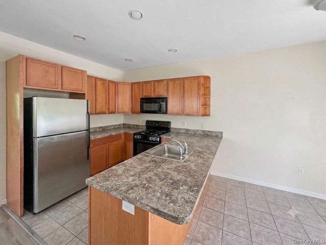 61 N River Drive, Beacon, NY 12508