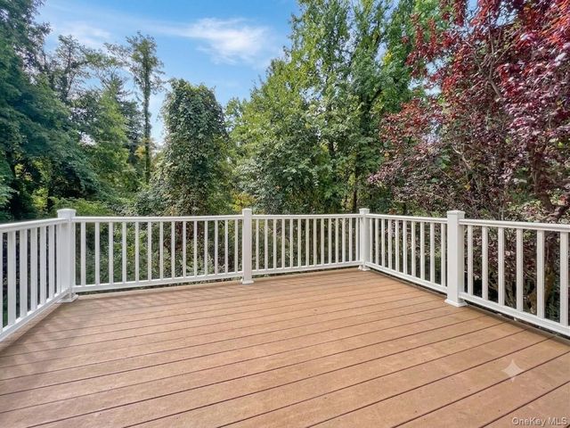 61 N River Drive, Beacon, NY 12508