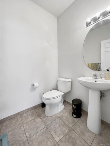 61 N River Drive, Beacon, NY 12508