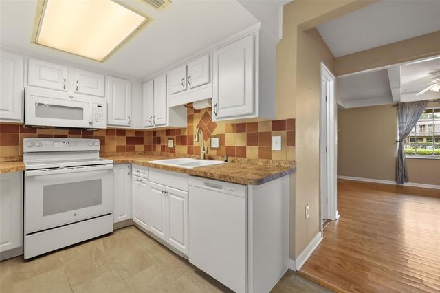 3104 HARRISON AVENUE A3, Orlando, FL 32804