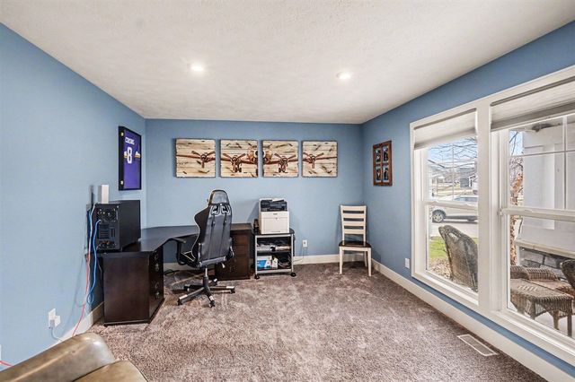 7918 Carlisle Crossings Boulevard, Byron Center, MI 49315