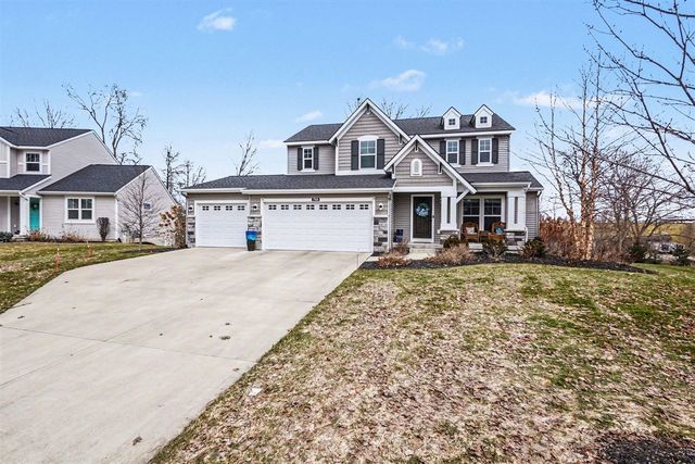 7918 Carlisle Crossings Boulevard, Byron Center, MI 49315