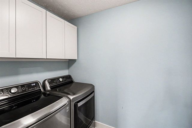 7918 Carlisle Crossings Boulevard, Byron Center, MI 49315