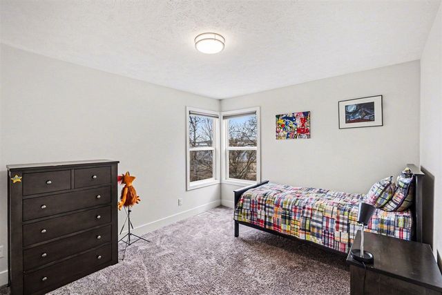 7918 Carlisle Crossings Boulevard, Byron Center, MI 49315