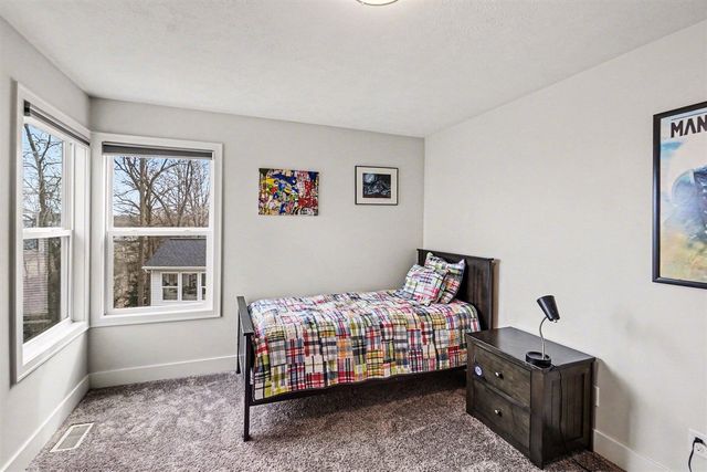 7918 Carlisle Crossings Boulevard, Byron Center, MI 49315