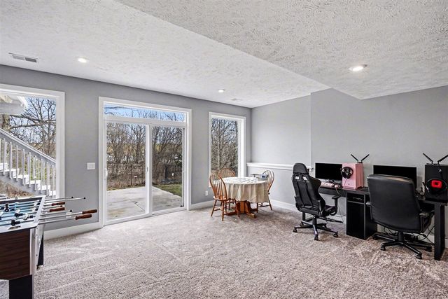 7918 Carlisle Crossings Boulevard, Byron Center, MI 49315