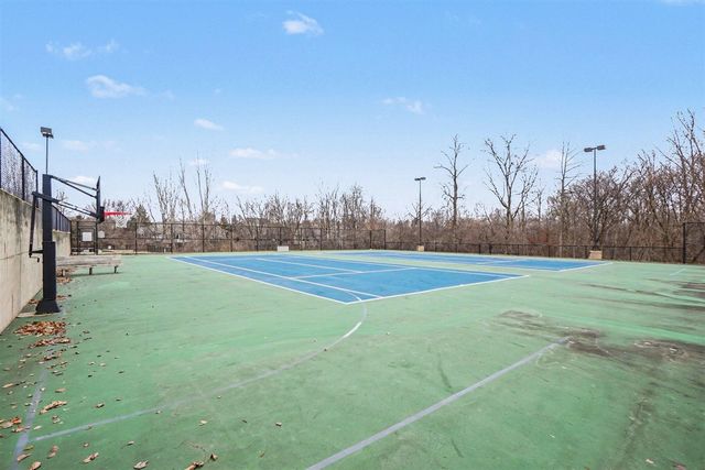 7918 Carlisle Crossings Boulevard, Byron Center, MI 49315