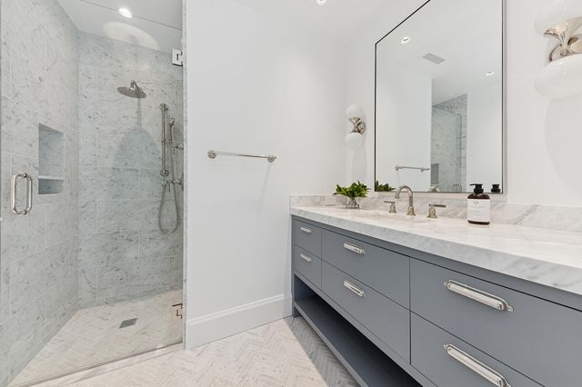 232 La Puerta Way, Palm Beach, FL 33480