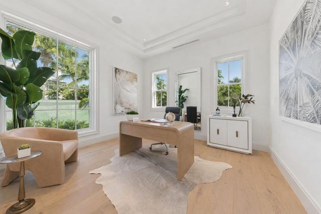 232 La Puerta Way, Palm Beach, FL 33480