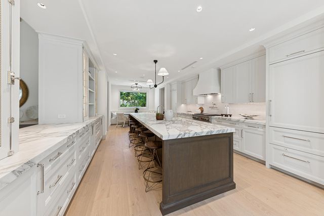 232 La Puerta Way, Palm Beach, FL 33480