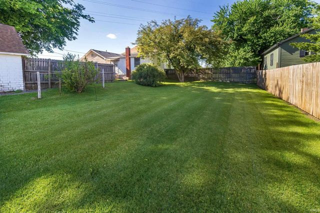 1108 Allens Lane, Evansville, IN 47710
