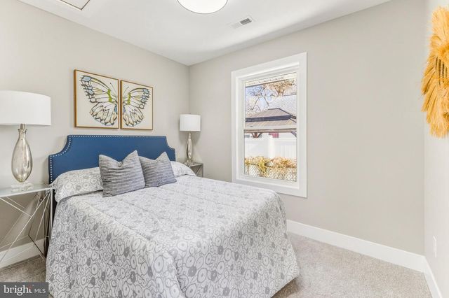 51 W NEW YORK AVE, Villas, NJ 08251