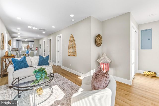 51 W NEW YORK AVE, Villas, NJ 08251