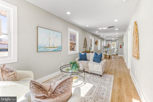 51 W NEW YORK AVE, Villas, NJ 08251