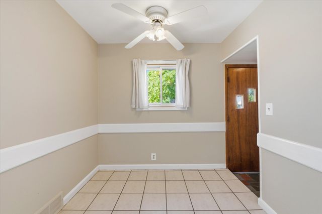 4159 Monroe Street, Dearborn Heights, MI 48125