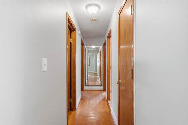 4159 Monroe Street, Dearborn Heights, MI 48125