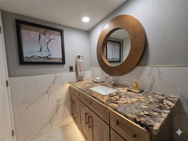 7600 BAYSHORE DRIVE 901, Treasure Island, FL 33706