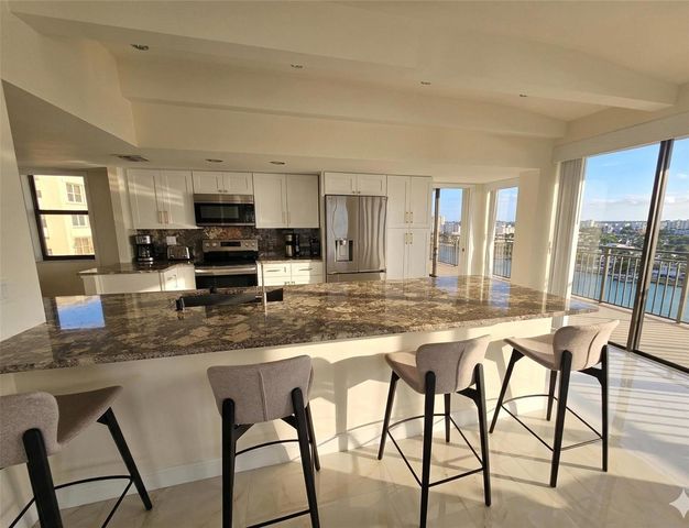 7600 BAYSHORE DRIVE 901, Treasure Island, FL 33706
