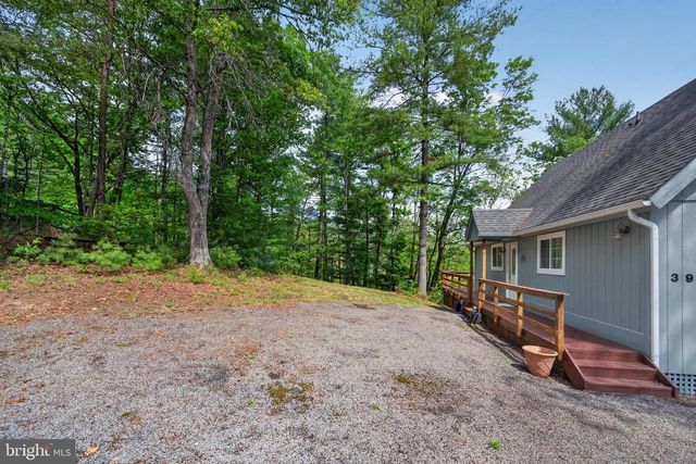 393 PALMER, Basye, VA 22810