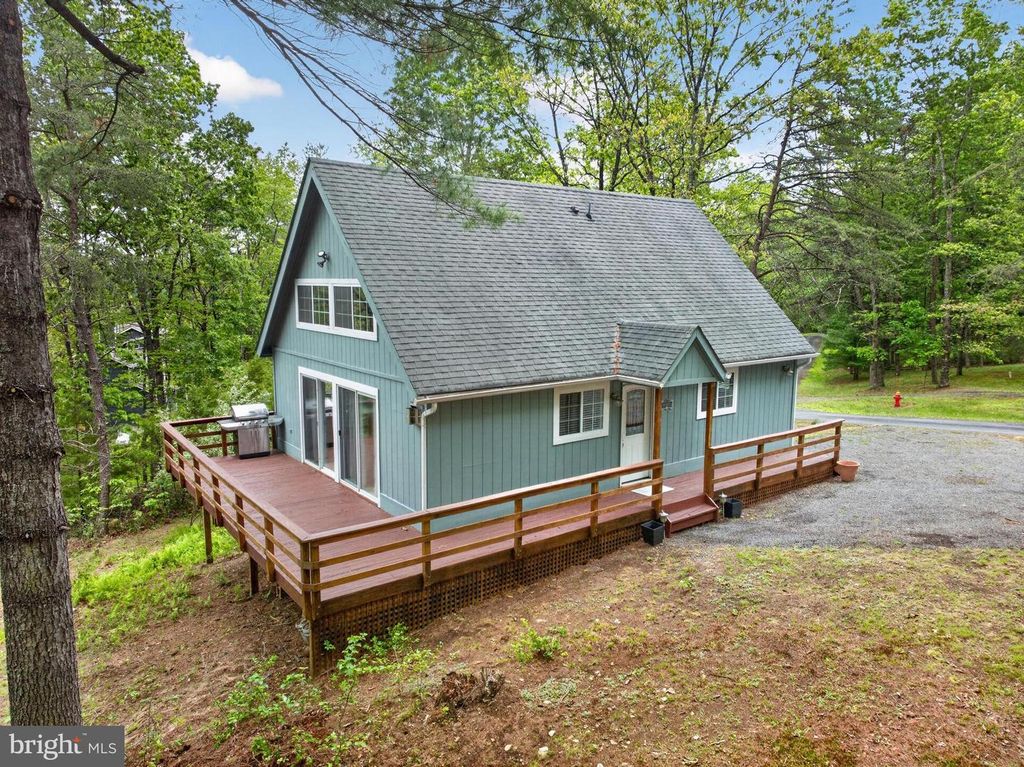 393 PALMER, Basye, VA 22810