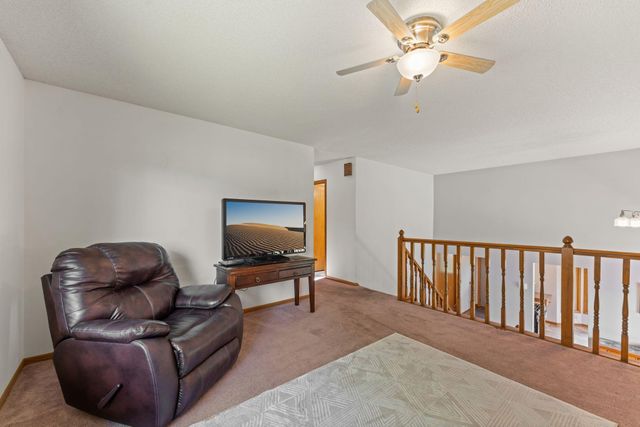 2416 95th Avenue N, Brooklyn Park, MN 55444