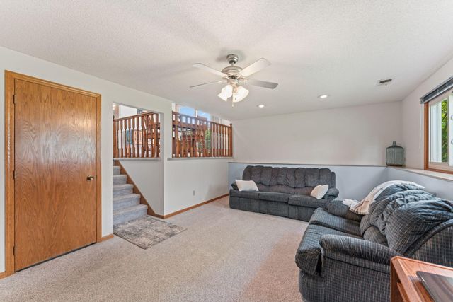 2416 95th Avenue N, Brooklyn Park, MN 55444