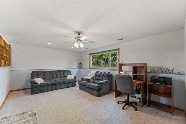 2416 95th Avenue N, Brooklyn Park, MN 55444