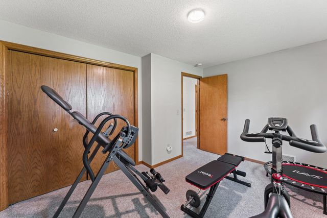 2416 95th Avenue N, Brooklyn Park, MN 55444