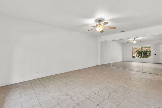 9749 MISTY ASH DR, Converse, TX 78109