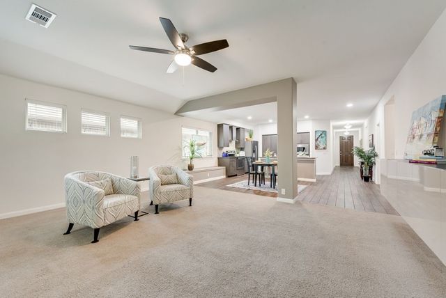 554 Langdon Street, Lavon, TX 75166