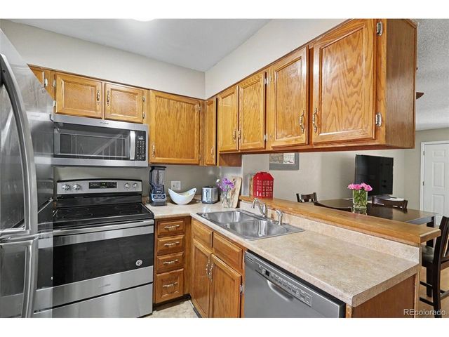 14324 E Hawaii Cir E, Aurora, CO 80012