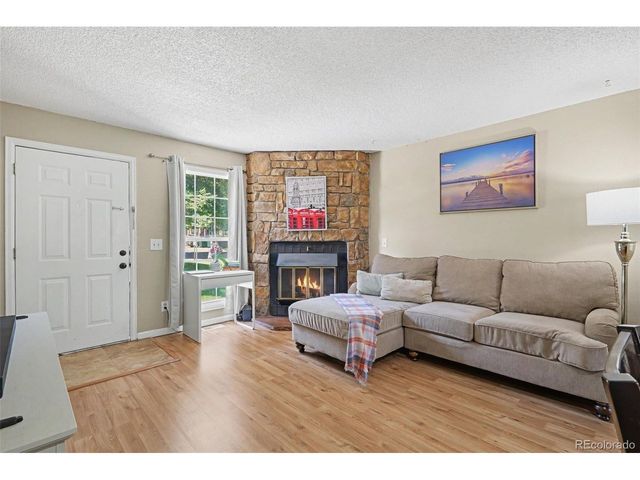 14324 E Hawaii Cir E, Aurora, CO 80012