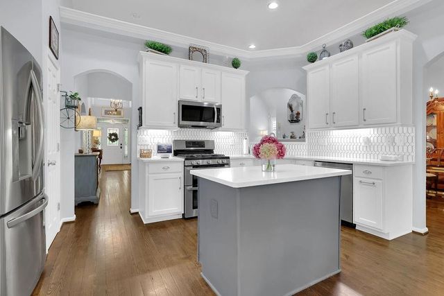 850 Lake Medlock Drive, Alpharetta, GA 30022