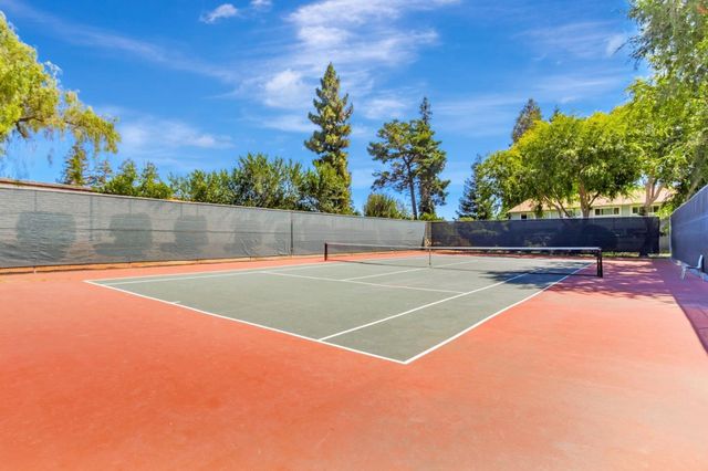 4882 Cherrythorne Lane, San Jose, CA 95129
