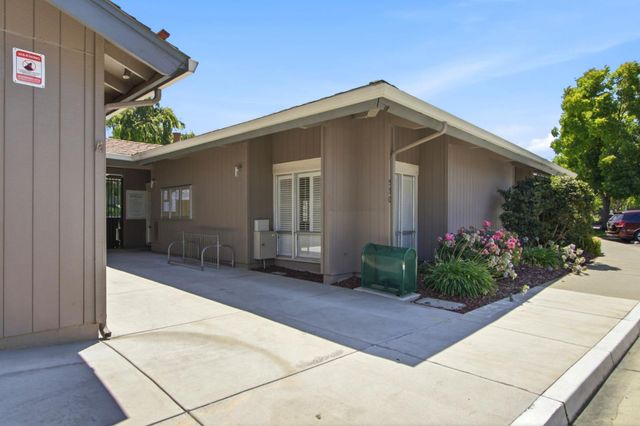 4882 Cherrythorne Lane, San Jose, CA 95129