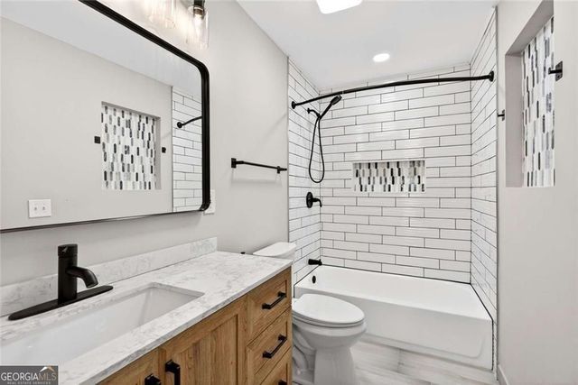 250 Lawrence Street, Adairsville, GA 30103