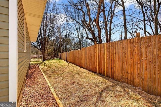 250 Lawrence Street, Adairsville, GA 30103