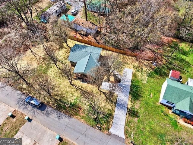 250 Lawrence Street, Adairsville, GA 30103