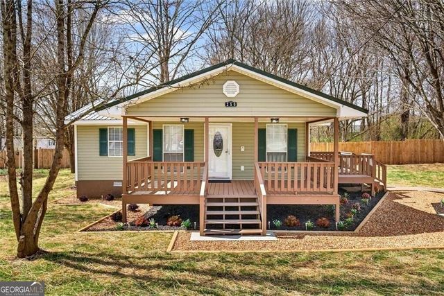 250 Lawrence Street, Adairsville, GA 30103