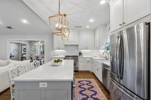 9807 Lakemere Drive, Dallas, TX 75238