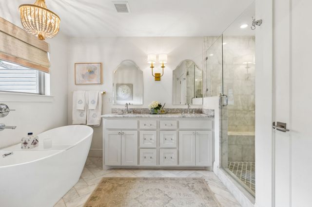 9807 Lakemere Drive, Dallas, TX 75238